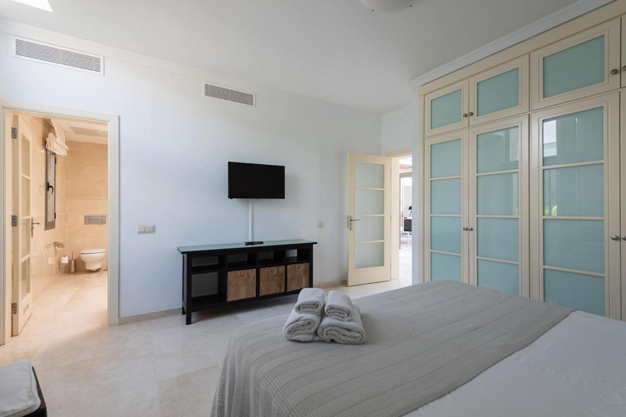 Tauro Villas Deluxe La Playa de Tauro Exterior photo